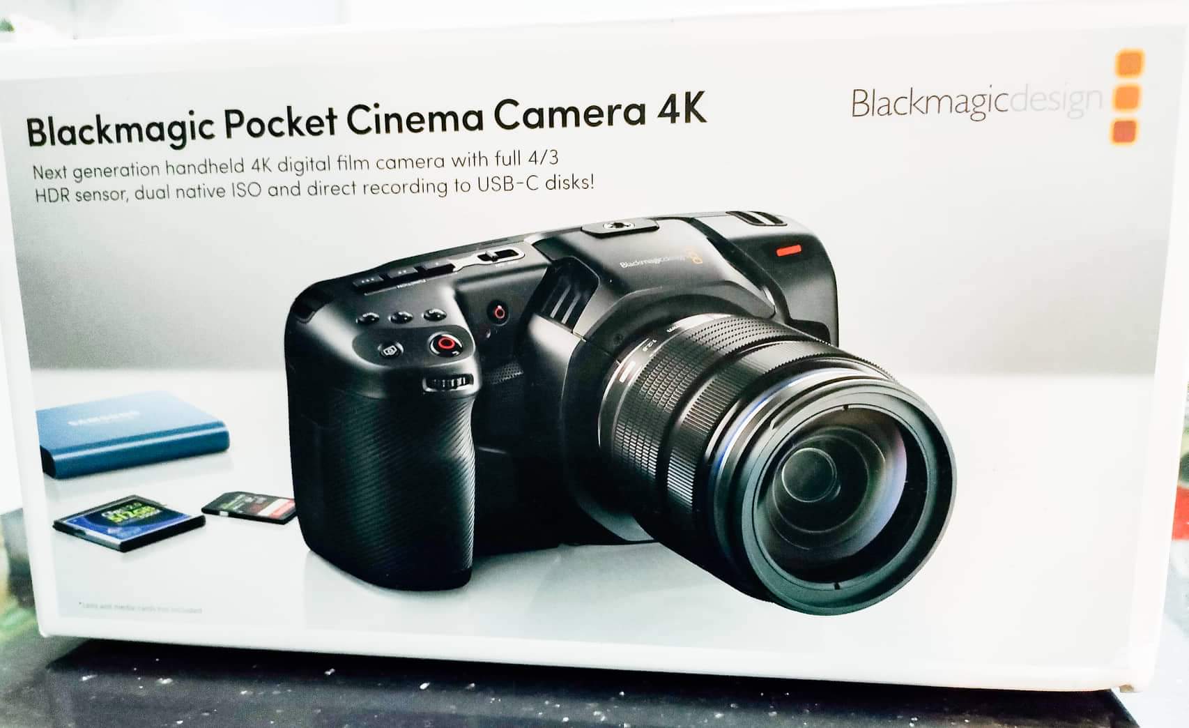 Camera blackmagic pro 4k